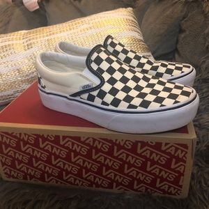 Women’s size 7.5 vans checkered with platform